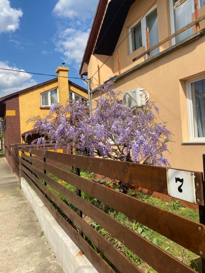 Budapest Airport-Vecses Trainstation Apartman K7 Exterior foto